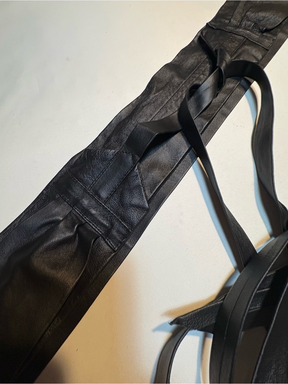 G.I.L.I . black leather obi-style wrap belt - Picture 9 of 14